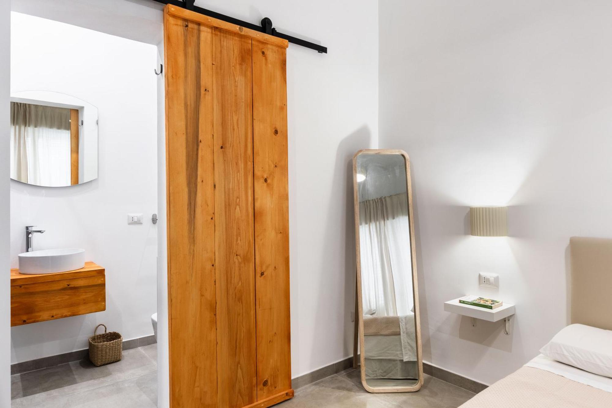 Il Moro Rooms Avola Bagian luar foto