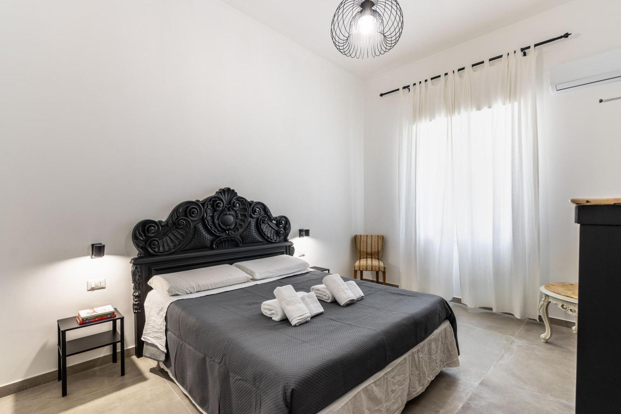 Il Moro Rooms Avola Bagian luar foto