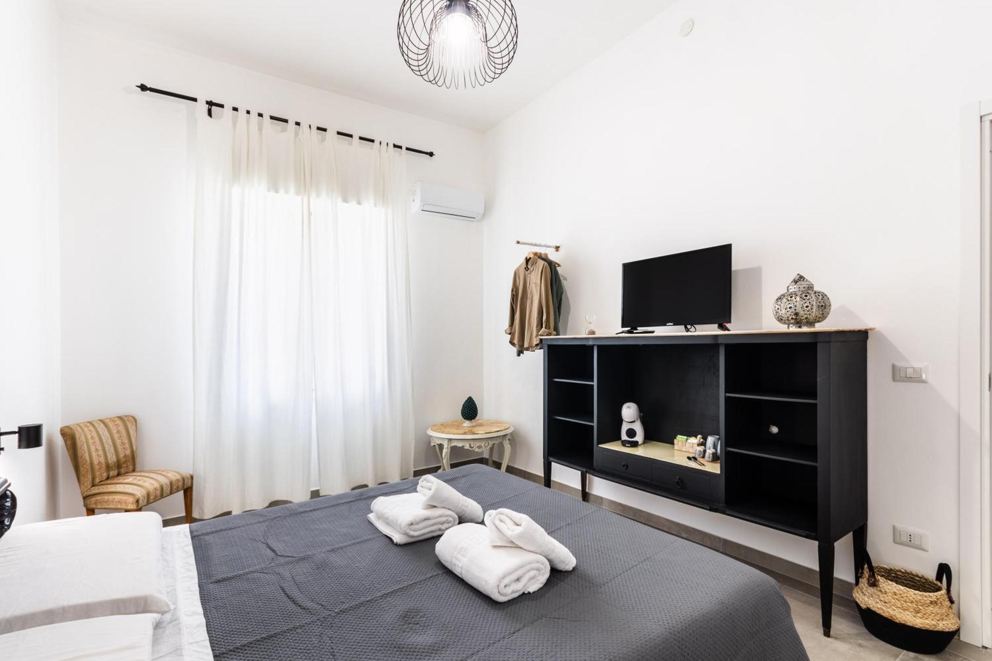 Il Moro Rooms Avola Bagian luar foto